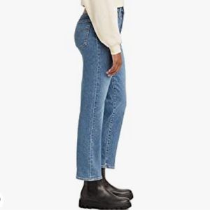 Levi's Women's Wedgie Straight Jeans Color: love in the mist (Waterless) size 29